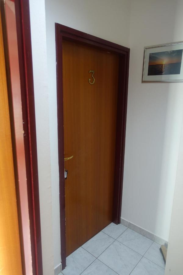 Apartments Galeb Rtina Ngoại thất bức ảnh