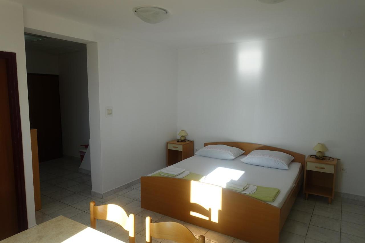 Apartments Galeb Rtina Ngoại thất bức ảnh